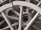 Loukoová kola ekající na rekonstrukci v Uherkov díln