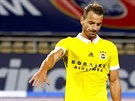 Nespokojený Roberto Soldado, nová posila Fenerbahce, bhem utkání play-off...