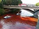 Rud voda ve Vltav (14.8.2017)