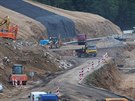 Stavba nové silnice mezi Libercem a Jabloncem.