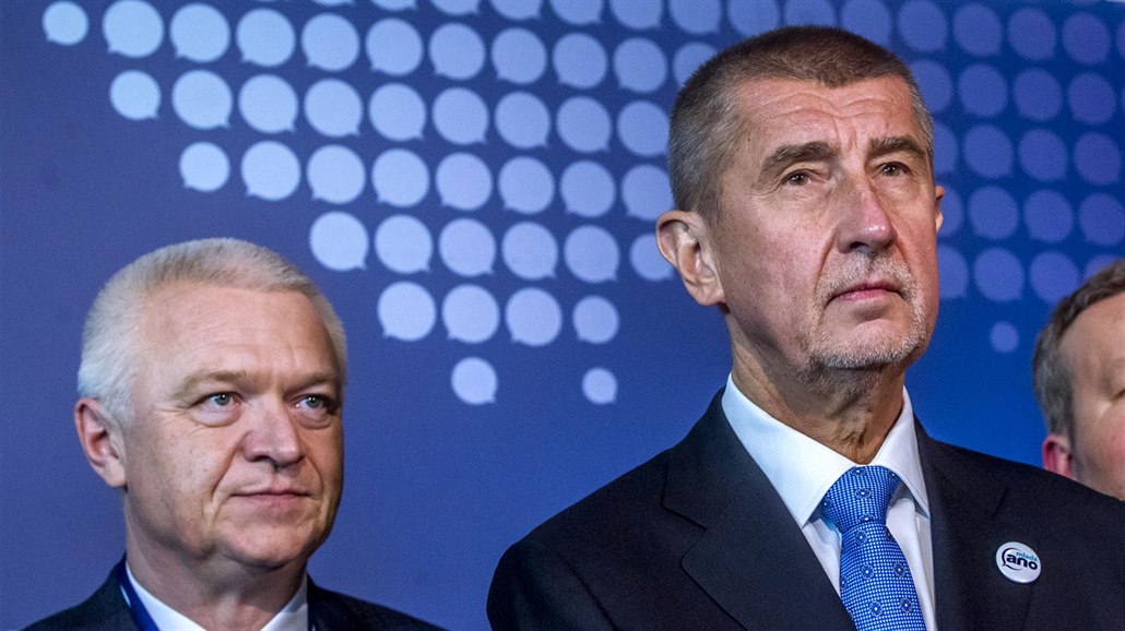 Jaroslav Faltýnek a Andrej Babi� na pra�ském sn�mu hnutí ANO v únoru 2017.