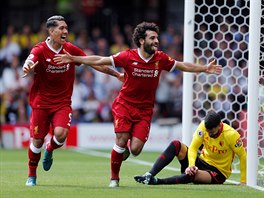 Mohamed Salah z Liverpoolu oslavuje gl v utkn anglick Premier League proti...