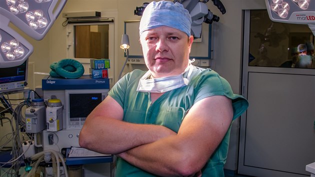 steck neurochirurg Petr Vachata.