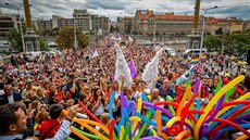 Pochod hrdosti gayů, leseb, bisexuálů i translidí (LGBT) Prague Pride...