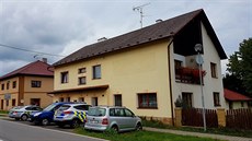 Dům v Lázních Bělohrad, kde se stala trojnásobná vražda (13. srpna 2017).