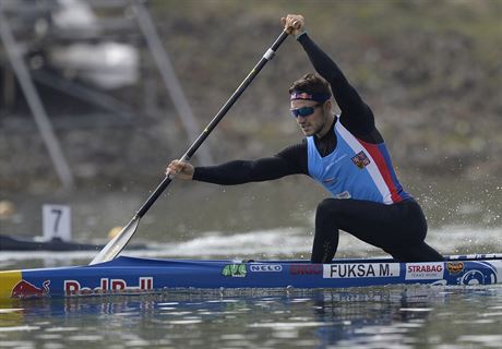 eský kanoista Martin Fuksa v rozjíce závodu na 500 metr.