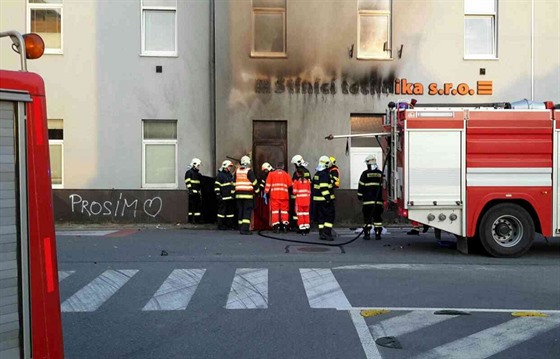 V Kosticích na Beclavsku piel o ivot motorká. Okolnosti nehody vyetují...