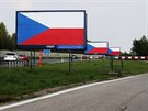 Billboardy u eských dálnic v pondlí hromadn zmnily svj obsah, nov na nich...