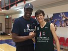 eský talent Vít Krejí ulovil na prestiní akci Basketball Without Borders...