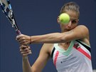 Svtová jednika Karolina Plíková zahrává úder v prvním kole US Open.