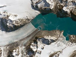 Tající Neumayerv ledovec na východním pobeí ostrova Jiní Georgie v...