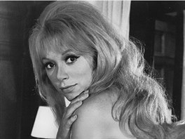 Mireille Darcová ve filmu Tajný policista z roku 1964