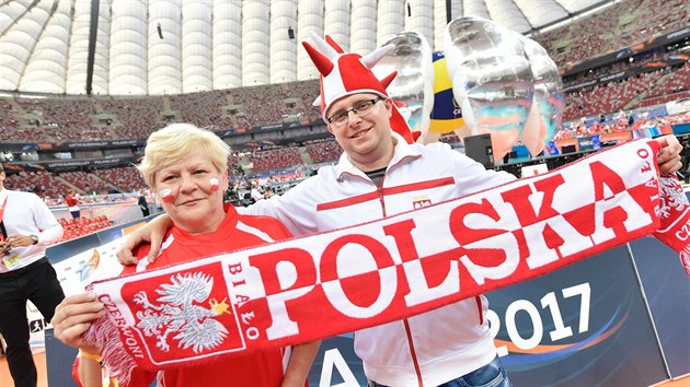 Polští fanoušci na zahajovacím utkání volejbalového ME.
