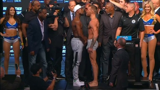 Boxersk superhvzda Floyd Mayweather a ampion UFC Conor McGregor