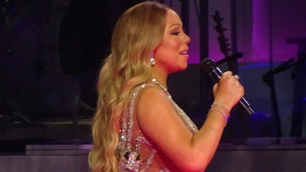 Mariah Carey během vystoupení v Las Vegas