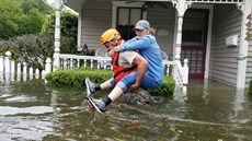 Texas zasáhla tropická bou�e a povodn� (27. srpna 2017).