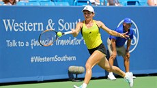 Simona Halepová bhem finálového zápasu v Cincinnati.