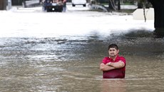 Záplavy zpsobené rekordními srákami, které zapíinil hurikán Harvey, jen...