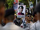 Rohingové protestují ped barmskou ambasádou v indonéské Jakart. (8. záí 2017)