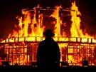 Festivalu Burning Man se v Nevadské pouti úastní kadoron tisíce lidí
