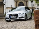 Silueta Audi A6 Avant je i pes svoje stáí stále pitalivá. Mluví se vak o...