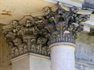 Snímek ze zchátralého mauzolea rakousko-uherské dynastie Klein v Sobotín na...