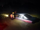 Hurikán Irma pinesl do Portorika prudké det a zpsobil záplavy. (7. záí...