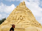 V nmeckém Duisburgu postavili nejvtí hrad z písku na svt (1. záí 2017)