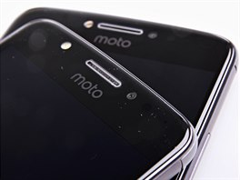 Lenovo Moto E4 a Lenovo Moto E4 Plus