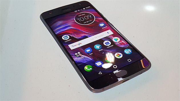 Motorola Moto X4