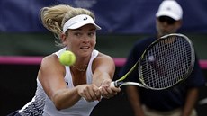 Reprezentantka USA Coco Vandewegheová v semifinále Fed Cupu proti České...