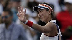 Garbie Muguruzaová se ve 3. kole US Open s Magdalénou Rybárikovou píli...