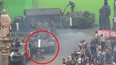 Pi natáení filmu o Palachovi srazil tank komparzistu