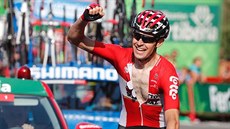 Sander Armée se raduje po triumfu v 18. etapě Vuelty.