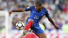 Francouzský útoník Kylian Mbappé v duelu s Nizozemskem.