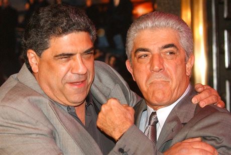 Vincent Pastore a Frank Vincent (vpravo) uvádjí pátou adu Rodiny Soprán.