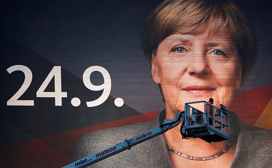 Billboard s portrétem kancléřky Angely Merkelové v německém Duisburgu