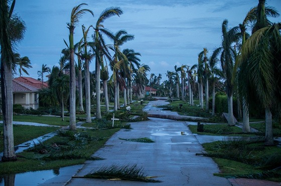 Hurikán Irma zasáhl i ostrov Marco na Florid. (11. záí 2017)