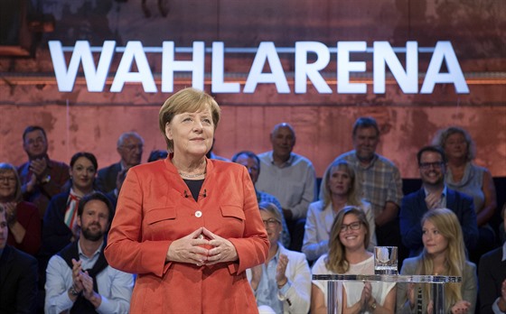 Německá kancléřka Angela Merkelová odpovídala na otázky veřejnosti ve „volební...