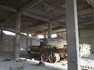 Syrské vládní jednotky s pomocí Rus poátkem záí vyhnaly IS z msta Okejrbat...