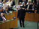 Velvyslanec KLDR pi OSN ped Trumpovým projevem opustil sál (19. záí 2017)