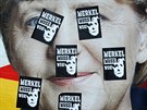 Polepený pedvolební billboard s portrétem kancléky Angely Merkelové v...