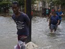Oko hurikánu Irma pelo pes Kubu. V Havan byly zaplavené ulice (9. záí...