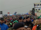 Na Dny NATO dorazily tisíce lidí. V pozadí se nachází vládní letoun Slovenské...