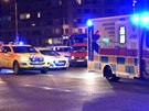 V Praze 12 se na kiovatce srazilo auto s muem na kolobce (12.9.2017)