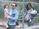 Ryan Gosling, Eva Mendesová a jejich dcery Esmeralda Amada a Amada Lee (Los...