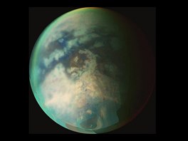 Kompozitní snímek msíce Titan (prosinec 2006)