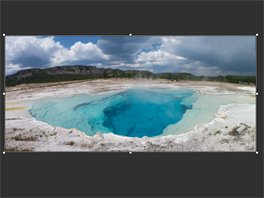 Microsoft Image Composite Editor - ořez výsledného panoramatu nabízí možnost...