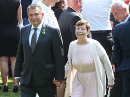 Jií Paroubek a jeho exmanelka Zuzana na svatb syna Jiího (9. záí 2017)