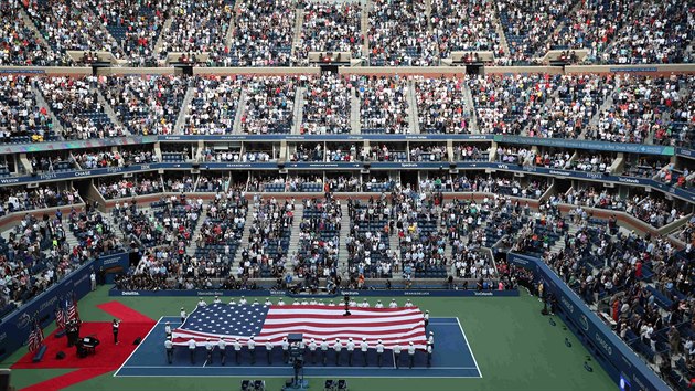 Vyprodan tenisov chrm Arthura Ashe sledoval finle US Open mezi Nadalem a Andersonem.